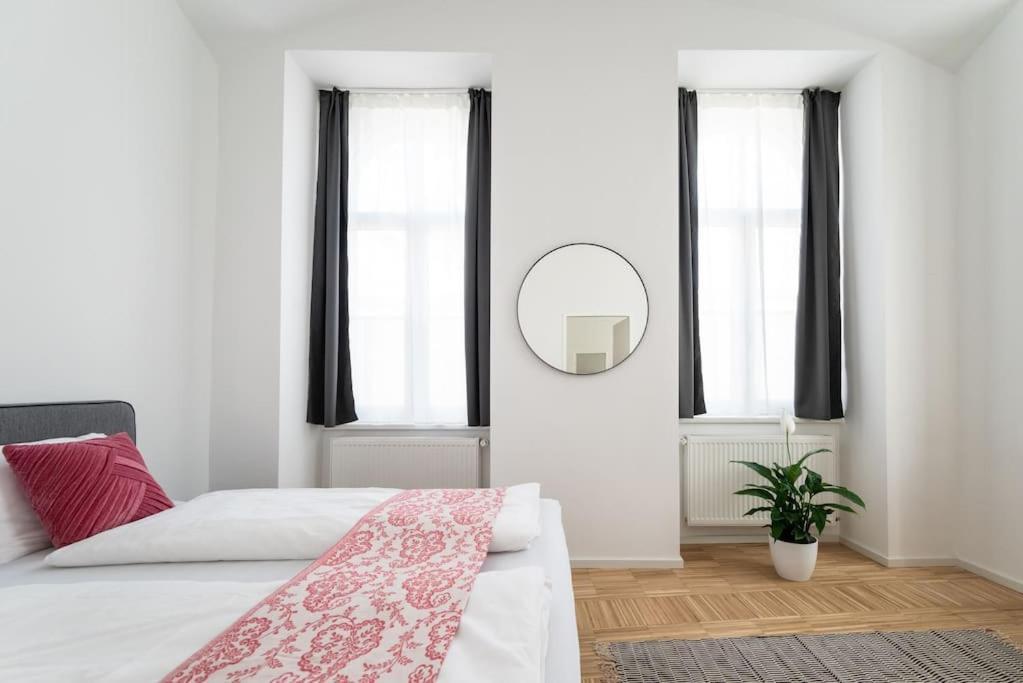 Spacious 2Br Near Attractions By Hm Wenen Buitenkant foto